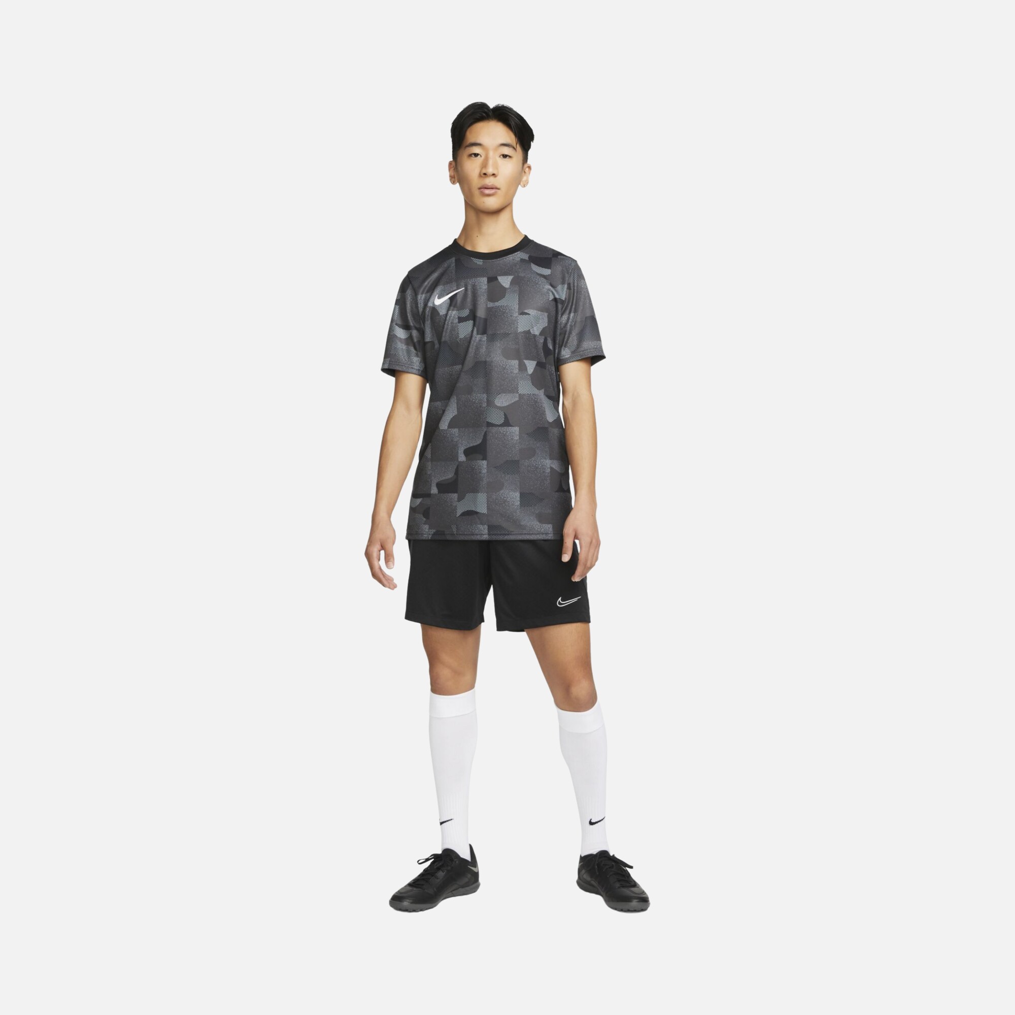 Nike Dri-Fit Strike Training Erkek Şort