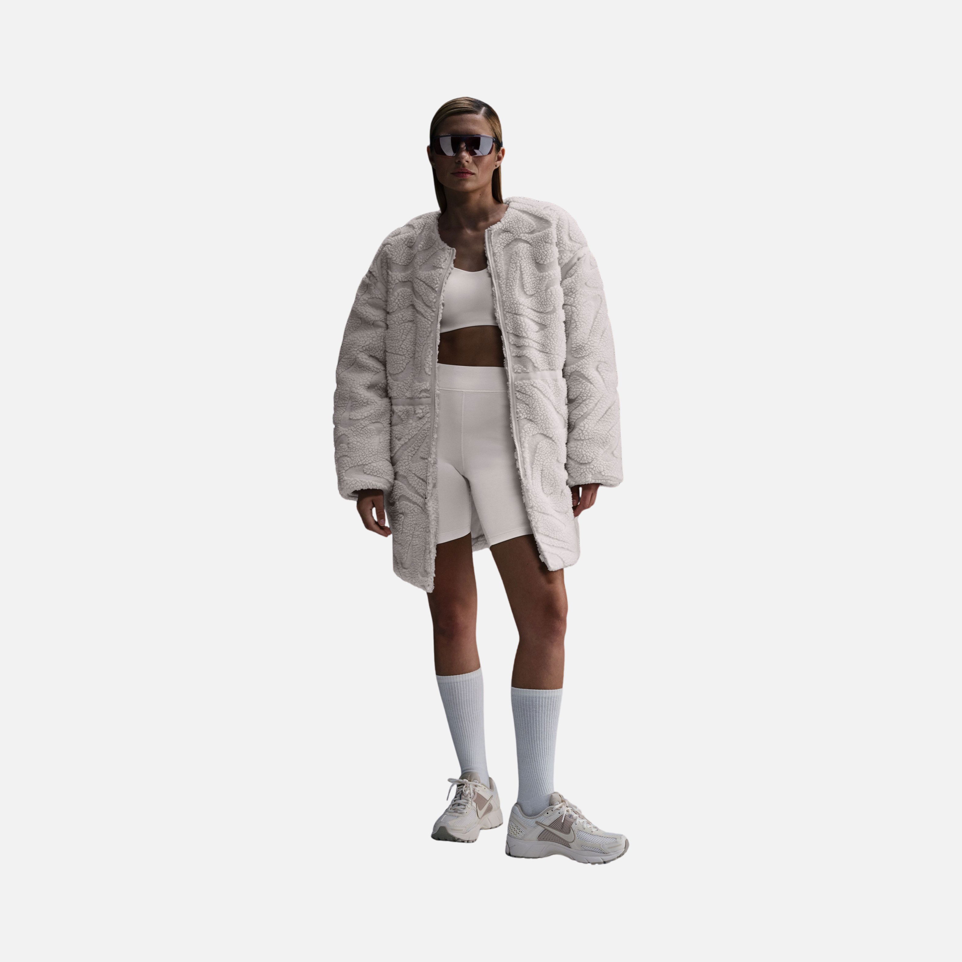 Nike Sportswear Cozy Long-Haired All-Over Swoosh Logo Lined Loose Full-Zip Kadın Ceket